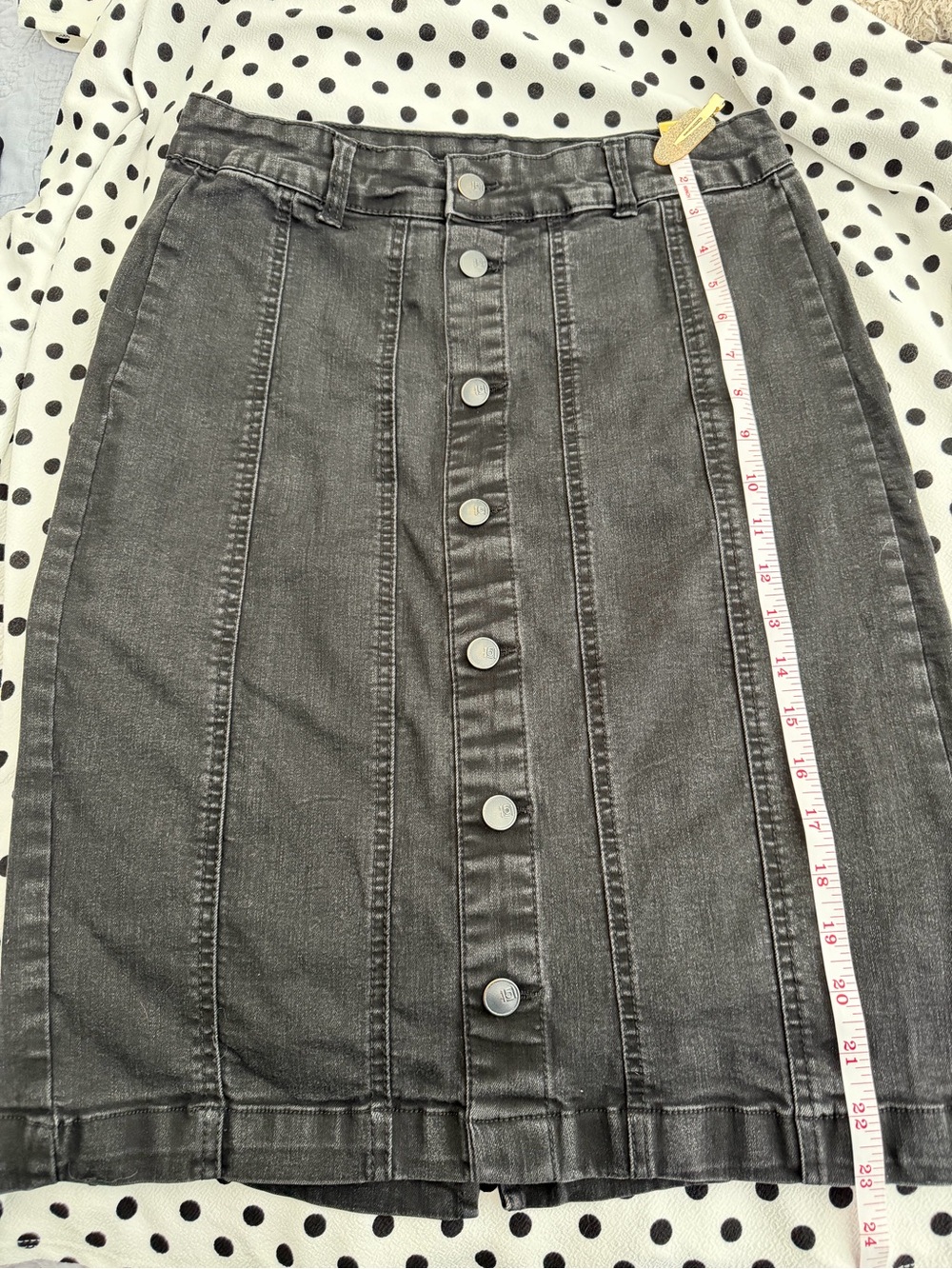 Classic Black Button-Front Midi Skirt